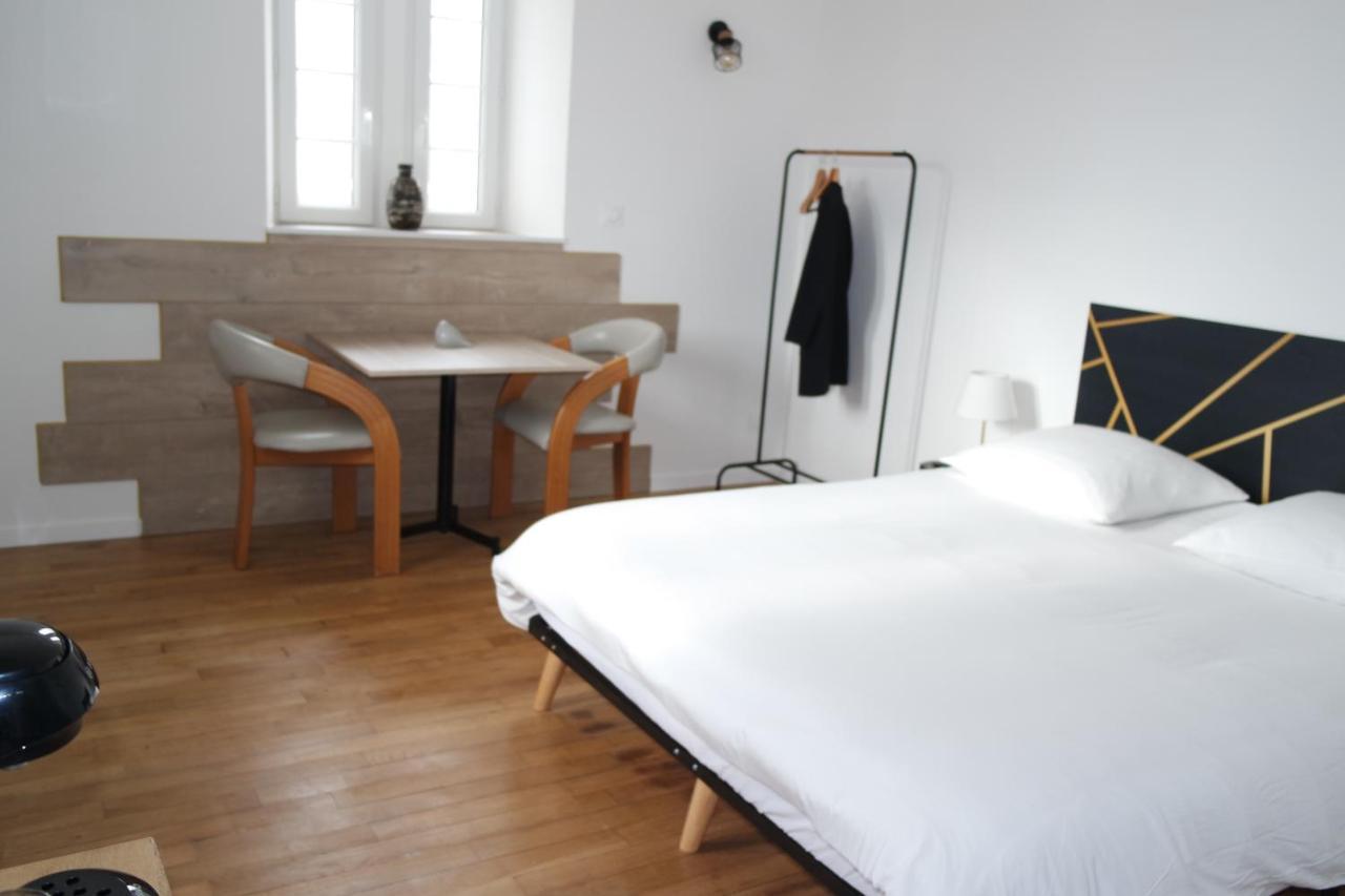 Logement De La Sittelle Aizenay Exterior photo